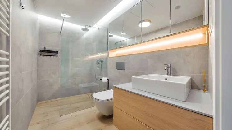 Apartament (A 411)