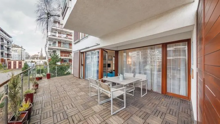 Apart Daire, Sigara İçilmez (202)