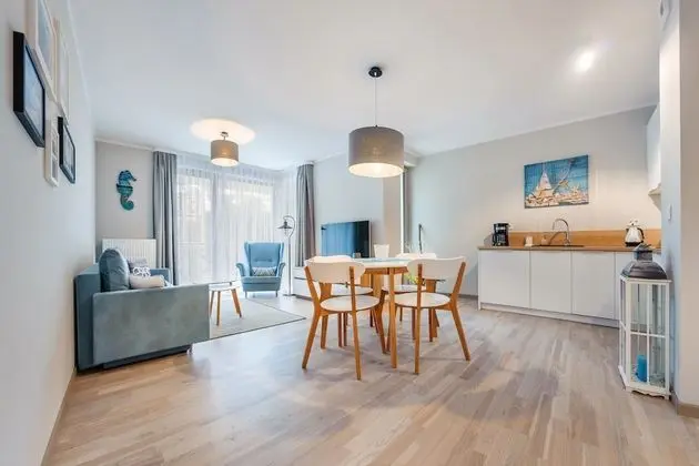 Apart Daire (9, Kopernika 8)