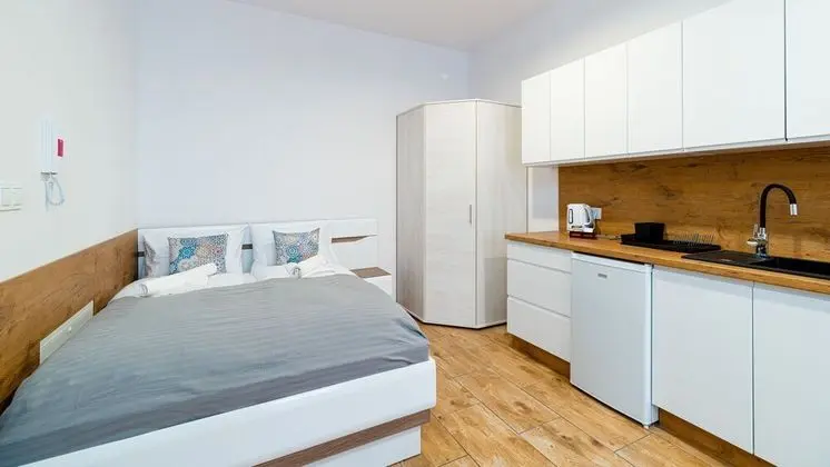 Stüdyo (8/6 B)