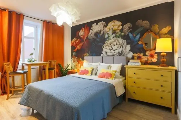 Traditional Stüdyo Süit