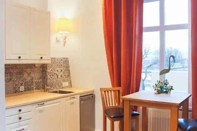 Traditional Stüdyo Süit