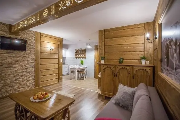 Deluxe Apart Daire (Debowy)