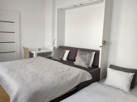 Basic Tek Büyük veya İki Ayrı Yataklı Oda