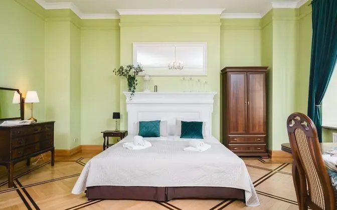 Standard Dört Kişilik Oda, Birden Çok Yatak