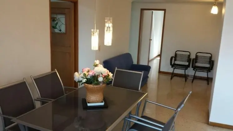 Üç Kişilik Oda