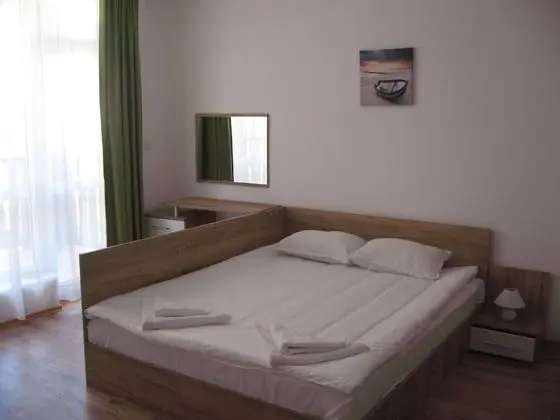 Standard Stüdyo Süit, Mutfak, Park Manzaralı