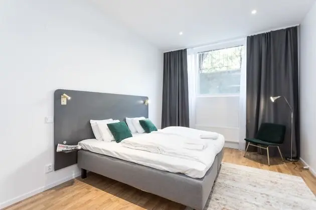 Stüdyo, 1 Büyük (Queen) Boy Yatak (Basement)