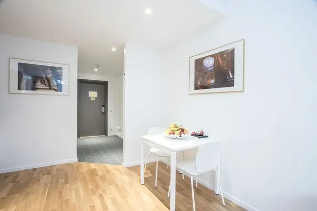 Stüdyo, 1 Büyük (Queen) Boy Yatak (Basement)