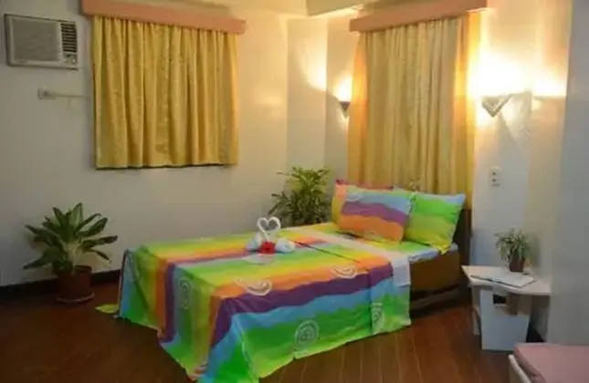 Junior Süit (Room A)