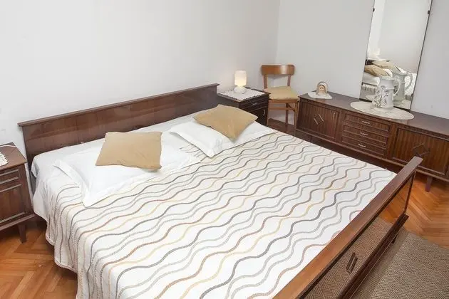 Apart Daire, 3 Yatak Odası (1208/11117)