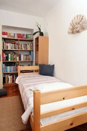 Apart Daire, 3 Yatak Odası (1208/11117)