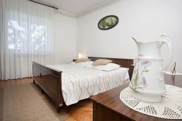 Apart Daire, 3 Yatak Odası (1208/11117)