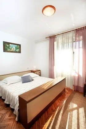 Apart Daire, 3 Yatak Odası (1208/11117)