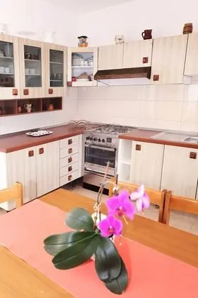 Apart Daire, 3 Yatak Odası (1208/11117)