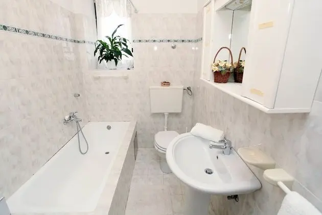 Apart Daire, 3 Yatak Odası (1208/11117)