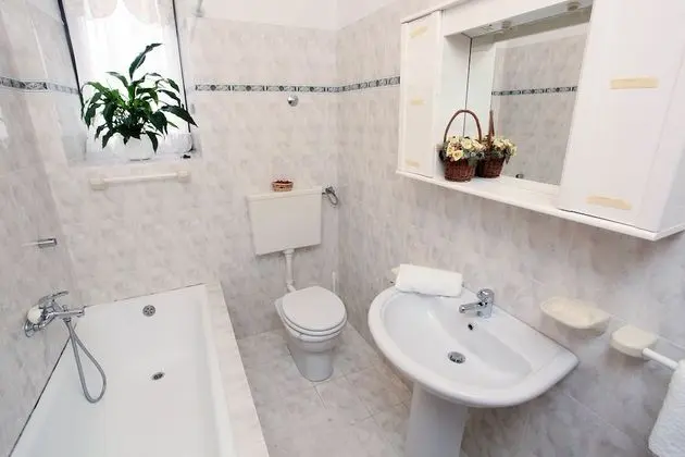 Apart Daire, 3 Yatak Odası (1208/11117)