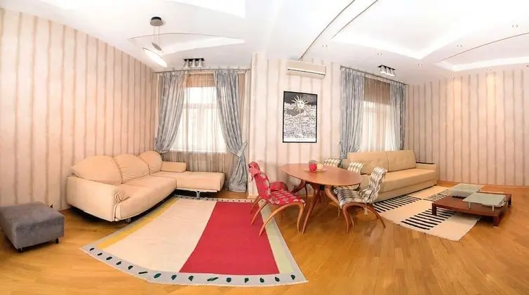 Apart Daire, Şehir Manzaralı