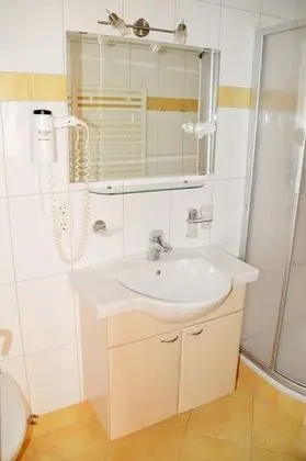 Apart Daire, Sauna, Dağ Manzaralı (Neukirchen am Grossvenediger 01)