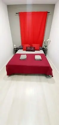 Basic Tek Büyük Yataklı Oda