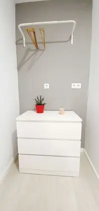 Basic Tek Büyük Yataklı Oda