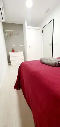 Basic Tek Büyük Yataklı Oda