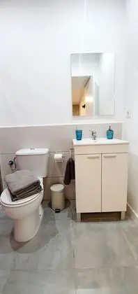 Basic Tek Büyük Yataklı Oda