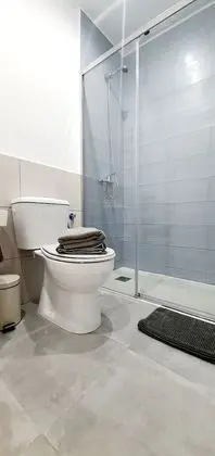 Basic Tek Büyük Yataklı Oda