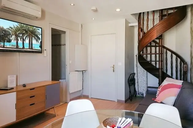 Basic Dubleks, Balkon