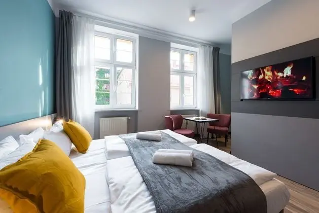 Standard Tek Kişilik Oda, 1 Yatak Odası, Özel Banyo, Avlu Manzaralı