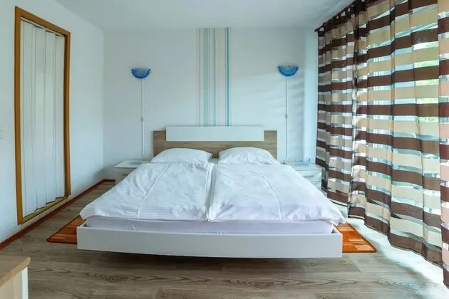 Stüdyo (Room 5)