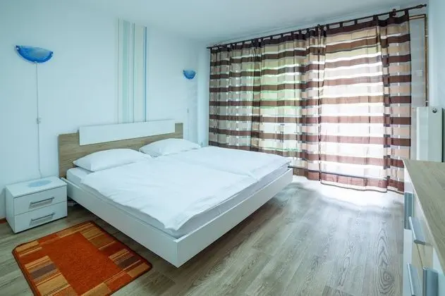 Stüdyo (Room 5)