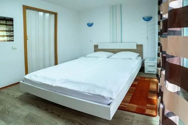 Stüdyo (Room 5)
