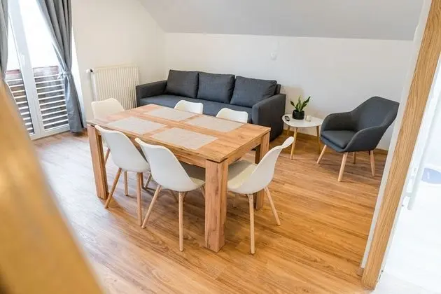 Apart Daire, 2 Yatak Odası, Balkon, Dağ Manzaralı (A3)