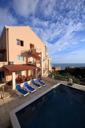 Apart Daire (Four Bedroom Apartment)