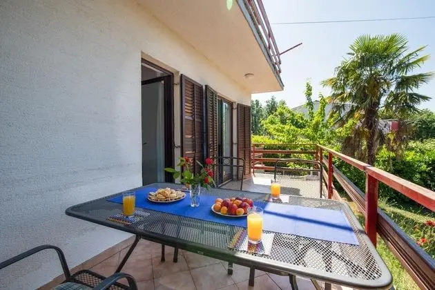 Family Apart Daire, Birden Çok Yatak, Bahçeli (Apartman Brankica 1 Island Krk)