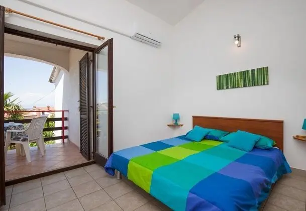 Family Apart Daire, 1 Çift Kişilik Yatak ve Çekyat, Bahçeli (Apartman Brankica 3 Island Krk)