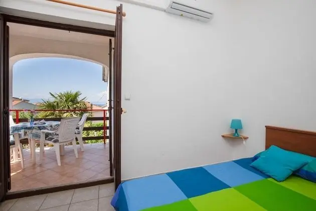 Family Apart Daire, 1 Çift Kişilik Yatak ve Çekyat, Bahçeli (Apartman Brankica 3 Island Krk)