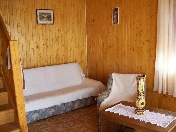 Apart Daire, Bahçe Manzaralı