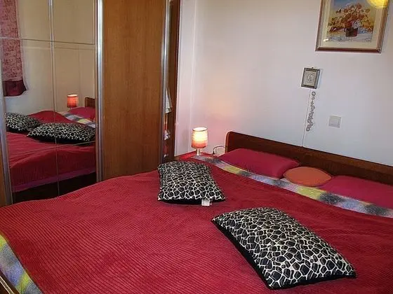 Comfort Apart Daire, 3 Yatak Odası, Balkon, Avlu Manzaralı