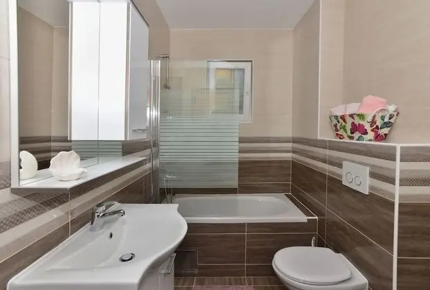 Apart Daire, Deniz Manzaralı