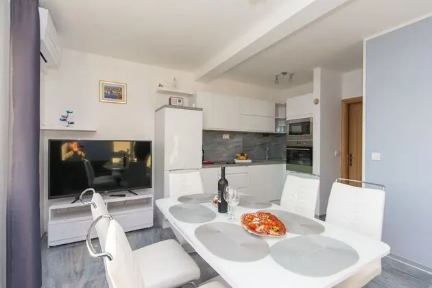 Apart Daire, Deniz Manzaralı