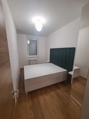 City Tek Büyük Yataklı Oda