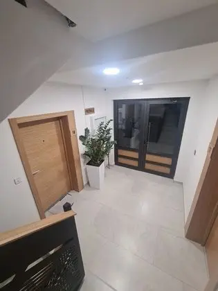 City Tek Büyük Yataklı Oda