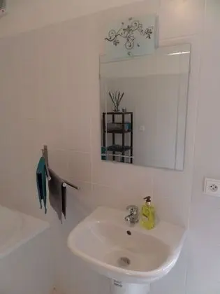 Comfort Apart Daire, 2 Yatak Odası, Küçük Mutfak
