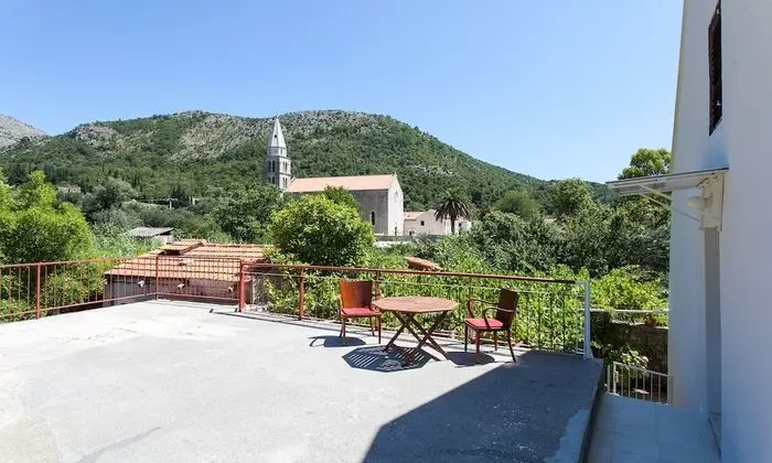 Apart Daire (Two-Bedroom Apartment with Terrace)