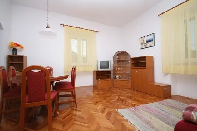 Apart Daire, Balkon, Deniz Manzaralı (A1)