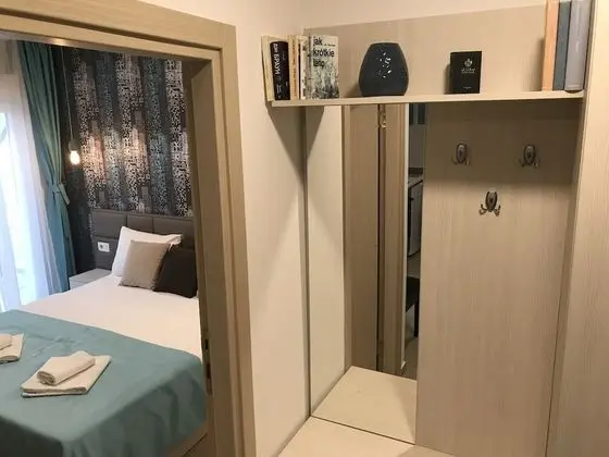 Luxury Apart Daire, Bahçe Manzaralı