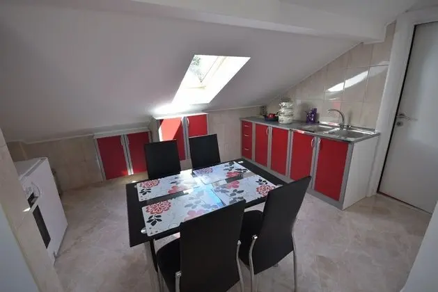 Apart Daire, Deniz Manzaralı (Attic A5)