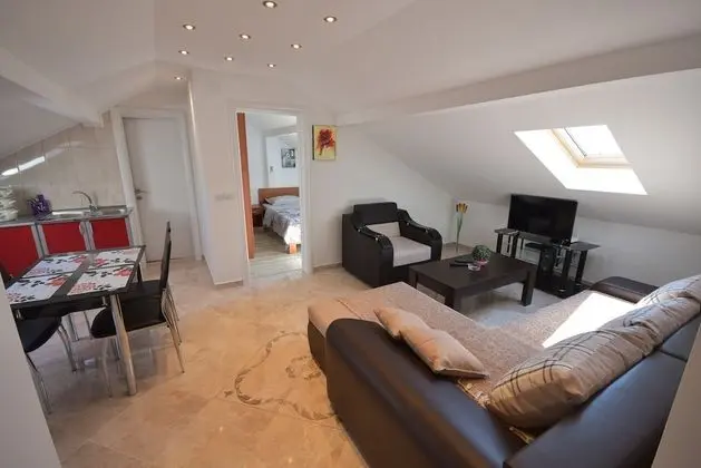 Apart Daire, Deniz Manzaralı (Attic A5)